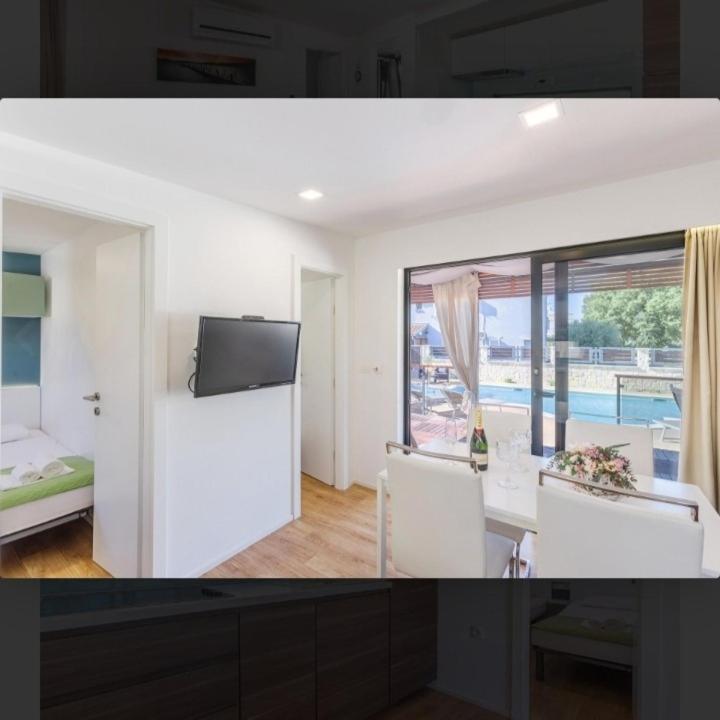 Tomica Apartments With Pool Biograd Na Moru Exterior photo